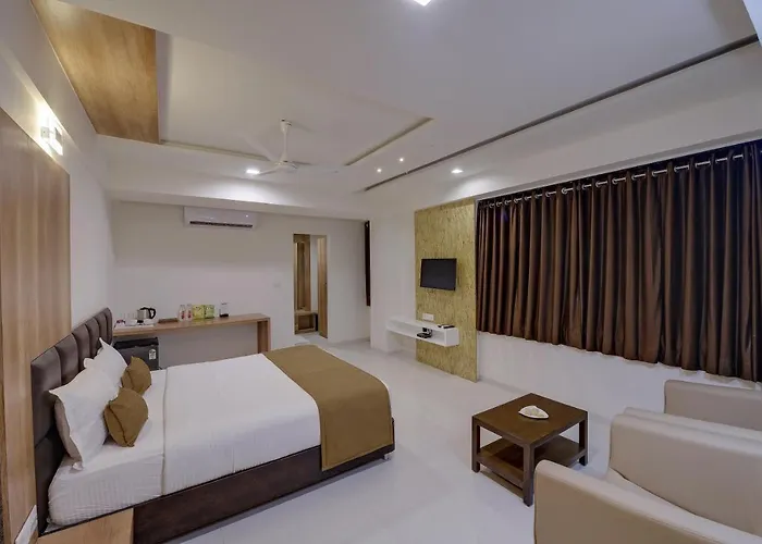 Deluxe King Room